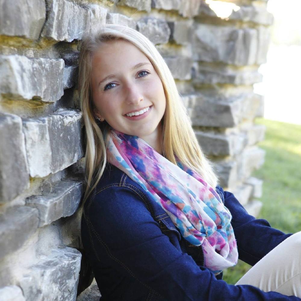 Meet your Posher, Kayla